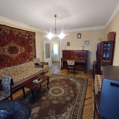 Apartment Vintage Erivan Exterior foto